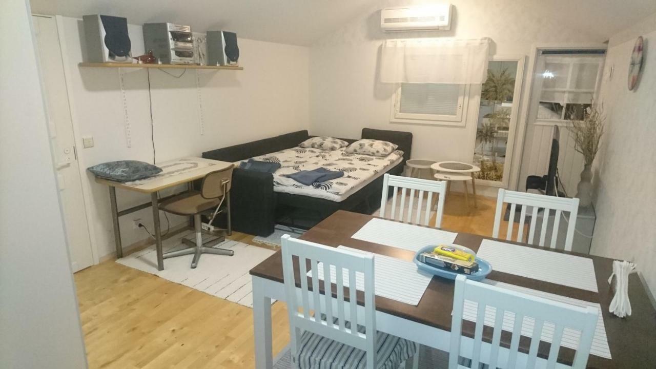 Arctic River Apartment *